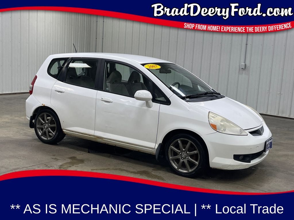 2007 Honda Fit Base in Taffeta White — front three-quarter view